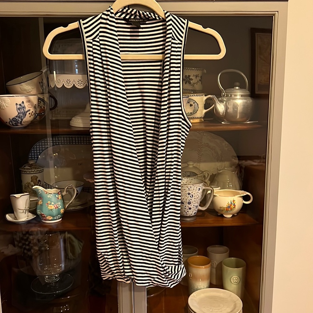 Banana republic wrap tank